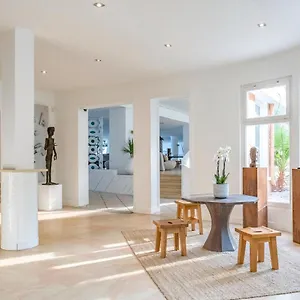 *** Hotel Surplage Cavaliere Frankreich