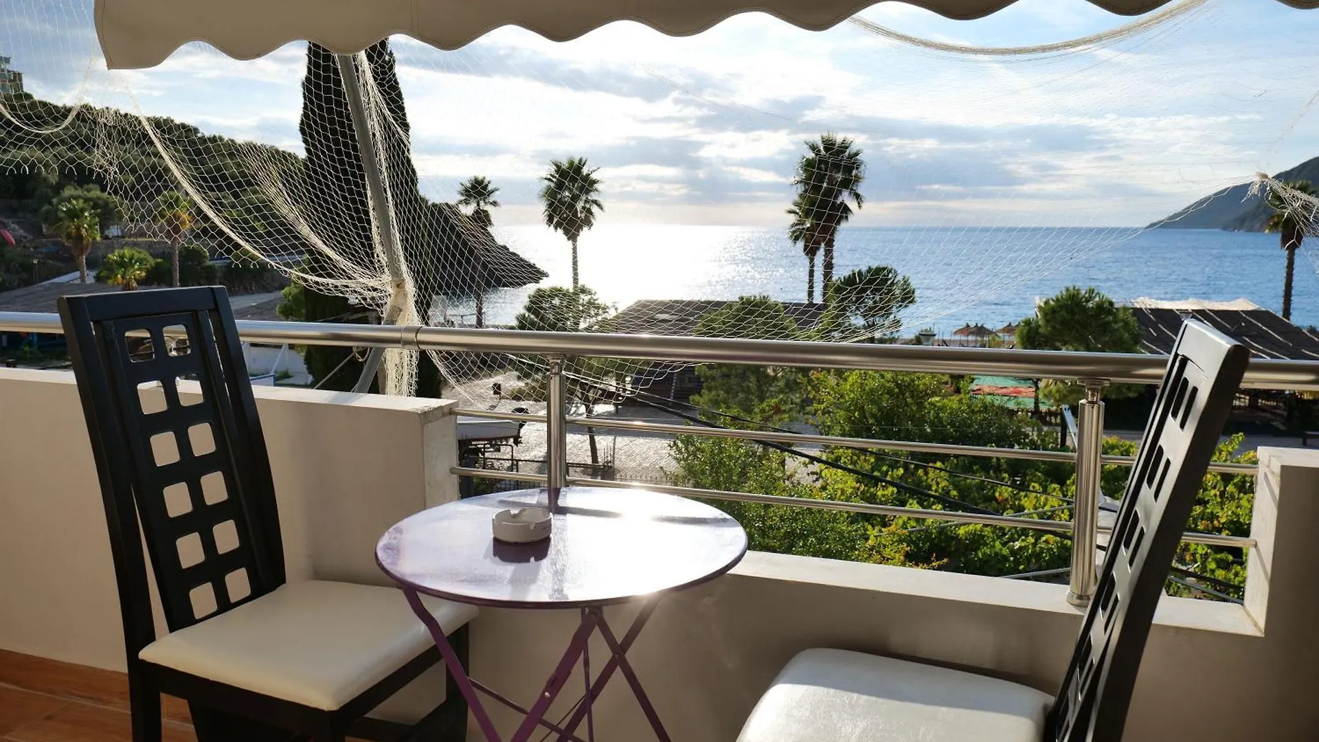 Hotel Jali Himarë 3*,  Albanien